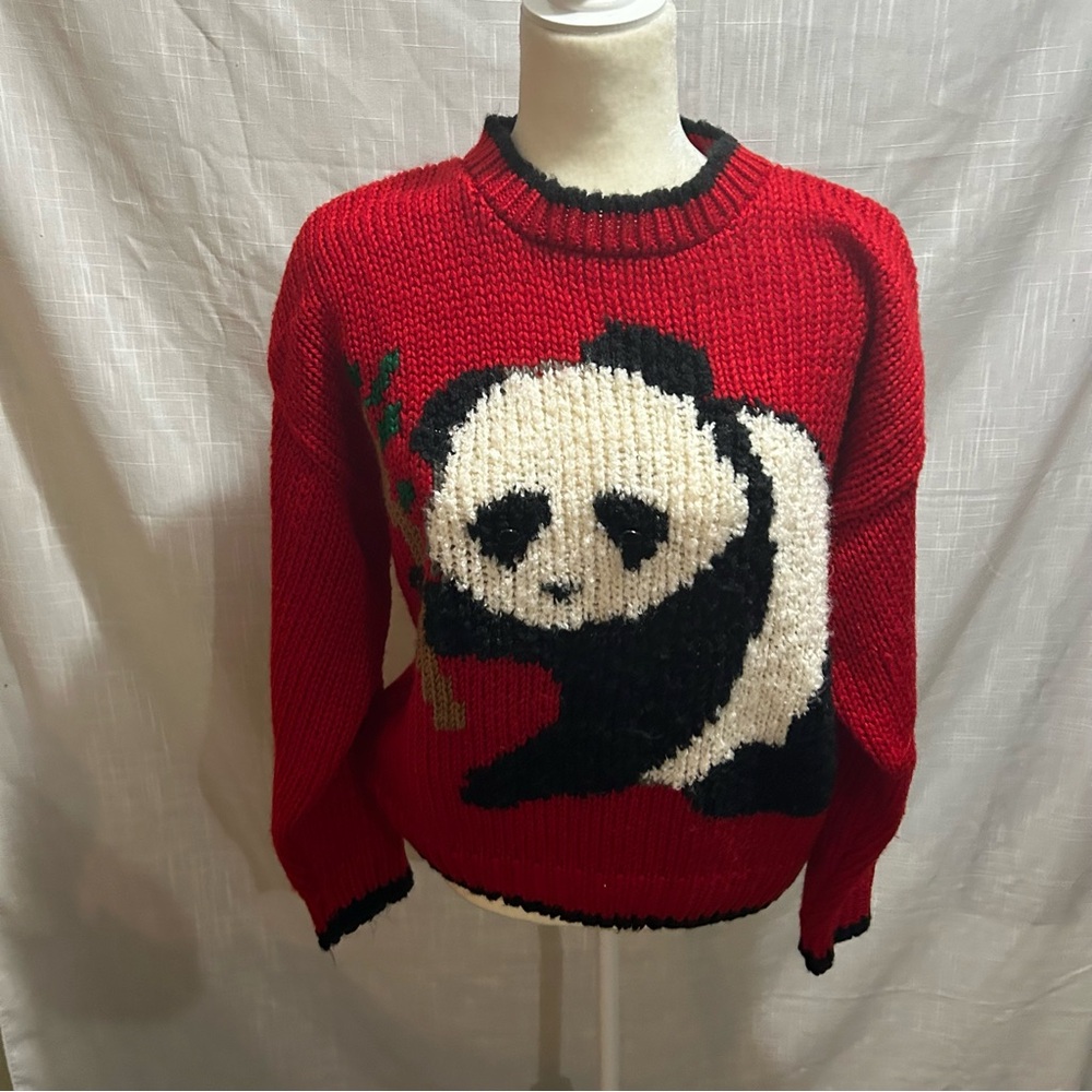 Evian II Vintage Panda sweater L